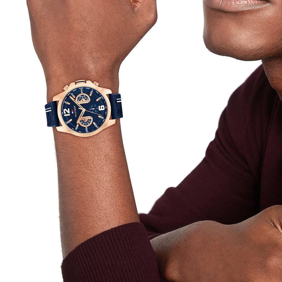 Montre Tommy Hilfiger Silicone Navy Dial Multi-function - 1710637