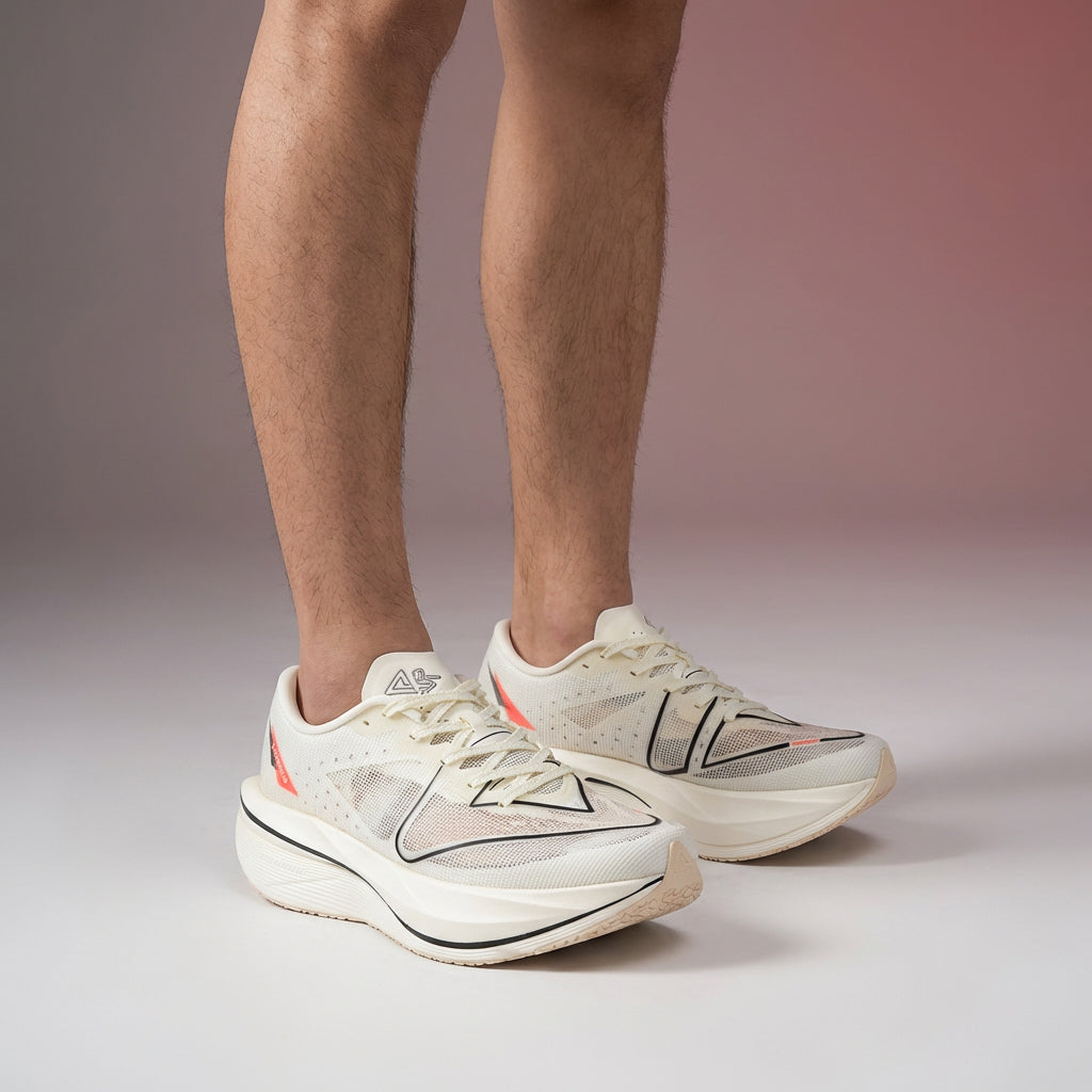 Peak Taichi Up30 4.0 White Black - ET52667H-Z466