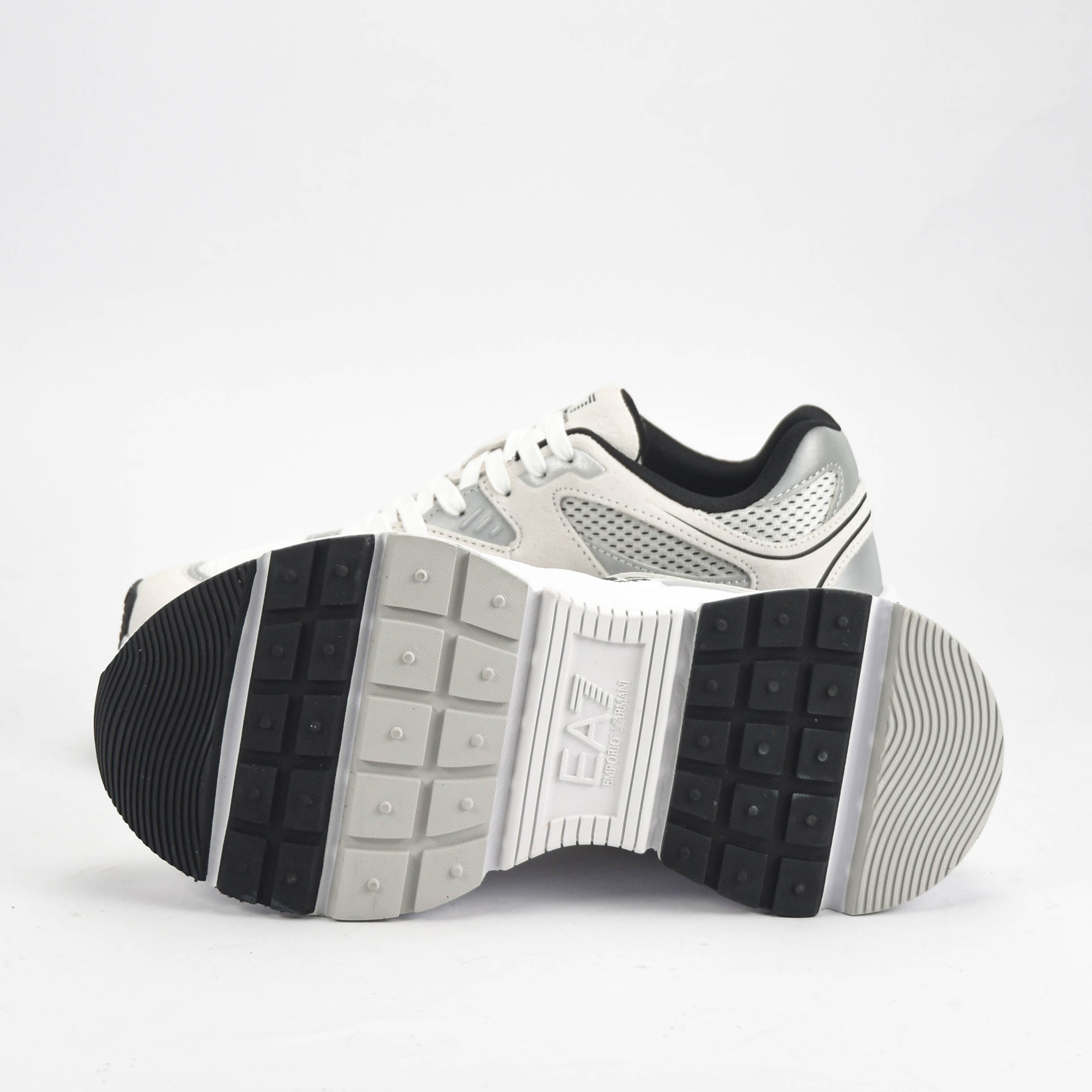 EMPORIO ARMANI SHOES - X8X237-XK425-T680