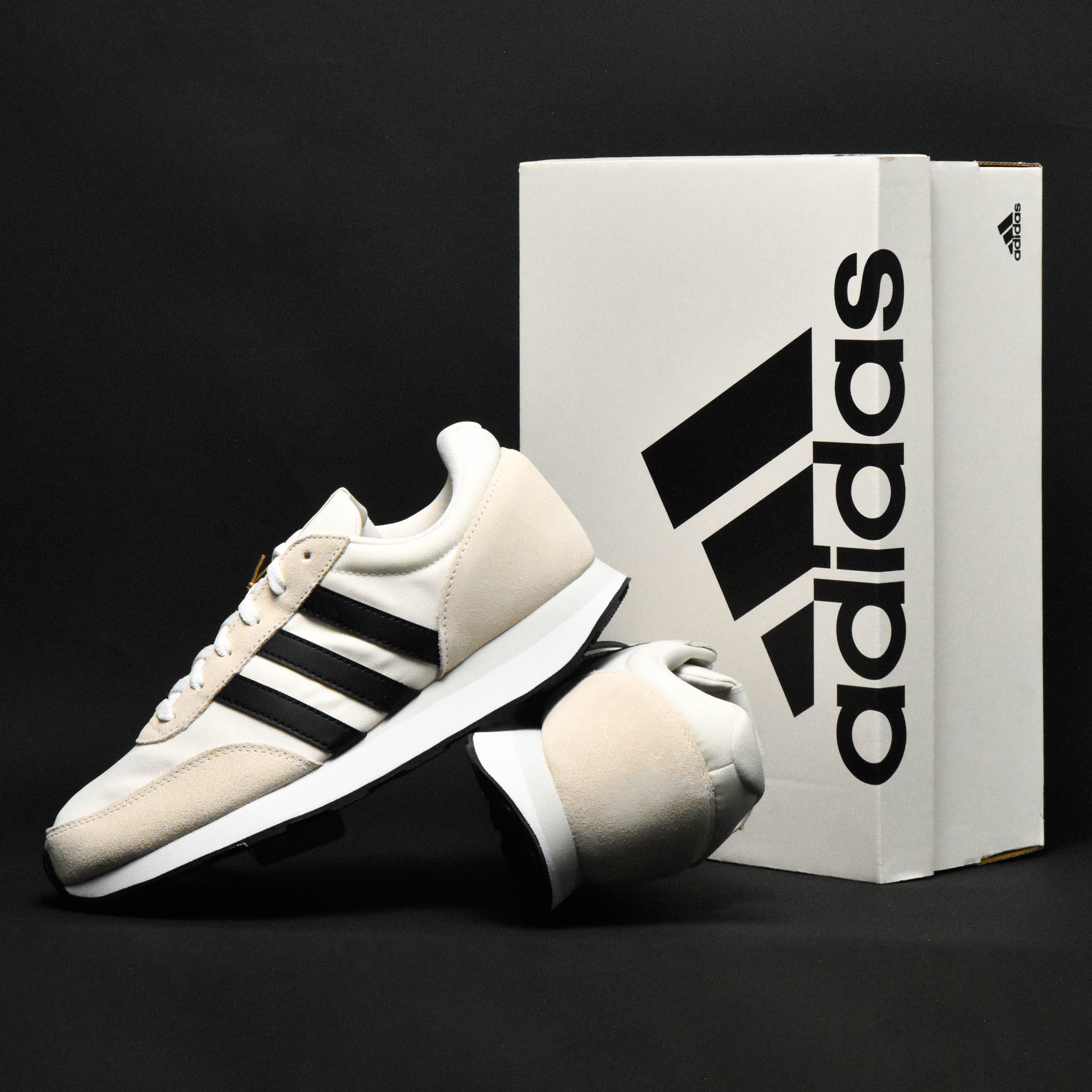 ADIDAS RUN 60s 3.0 - IE3808