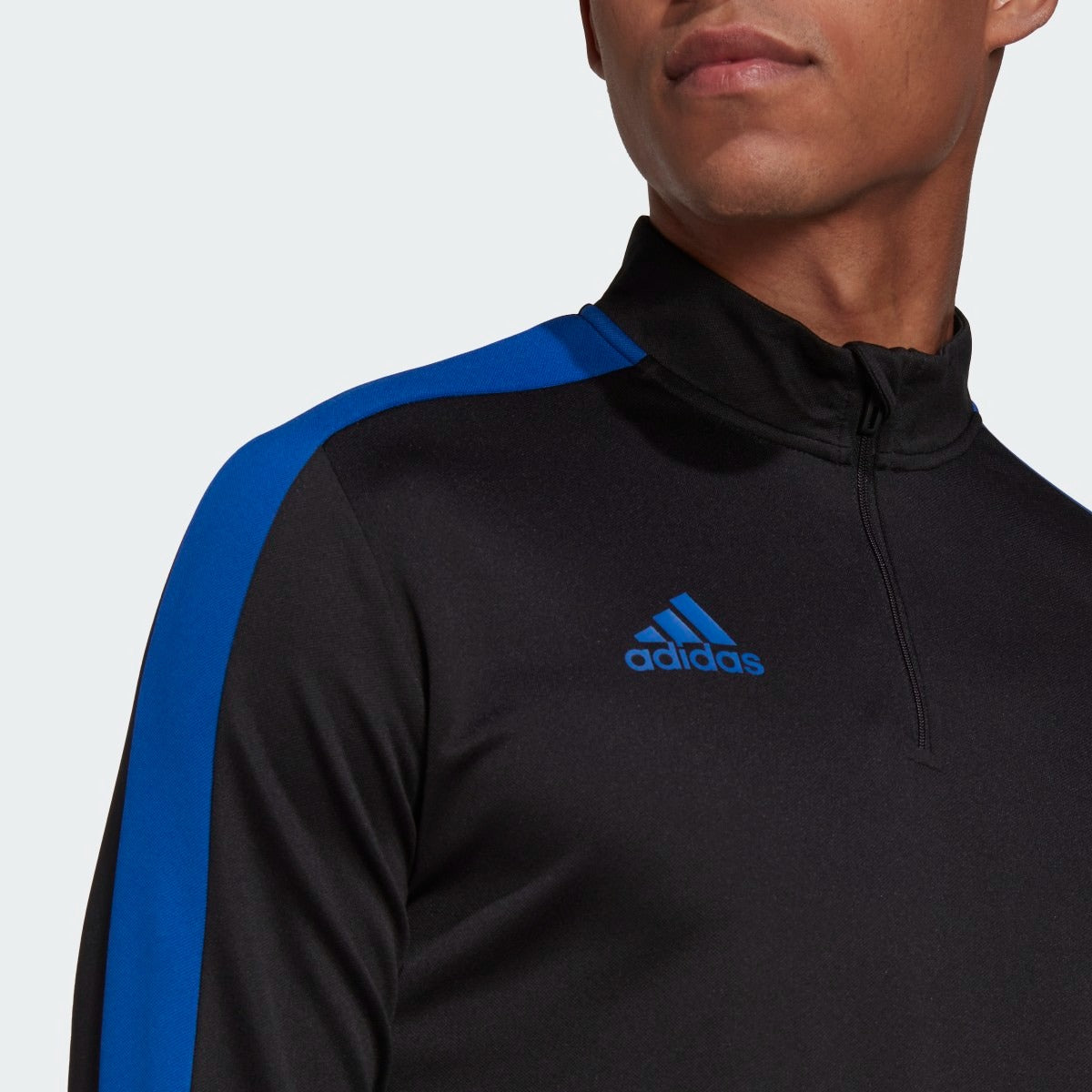 T-SHIRT ADIDAS - HU0327