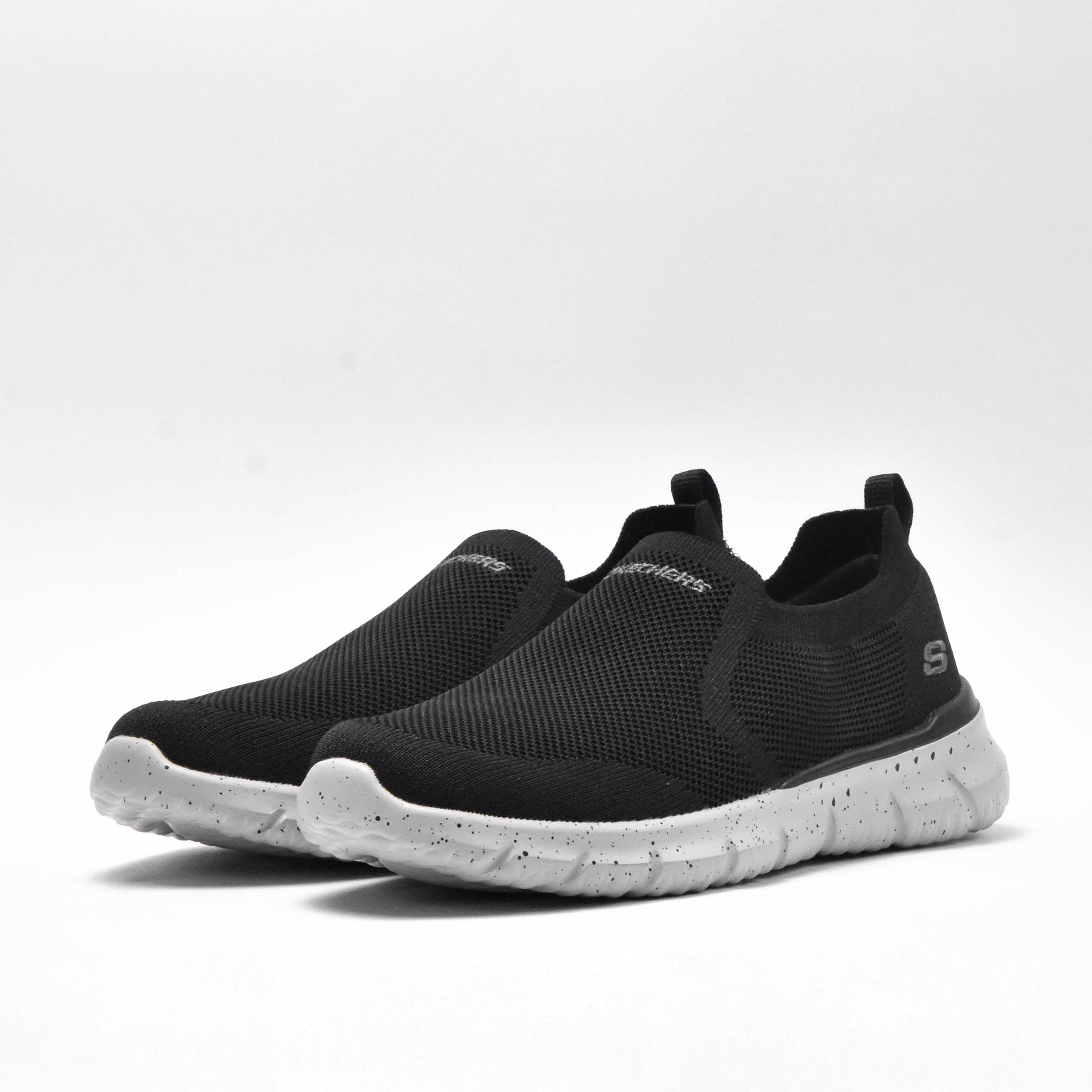 SKECHERS CORWEN - 210572-BLK