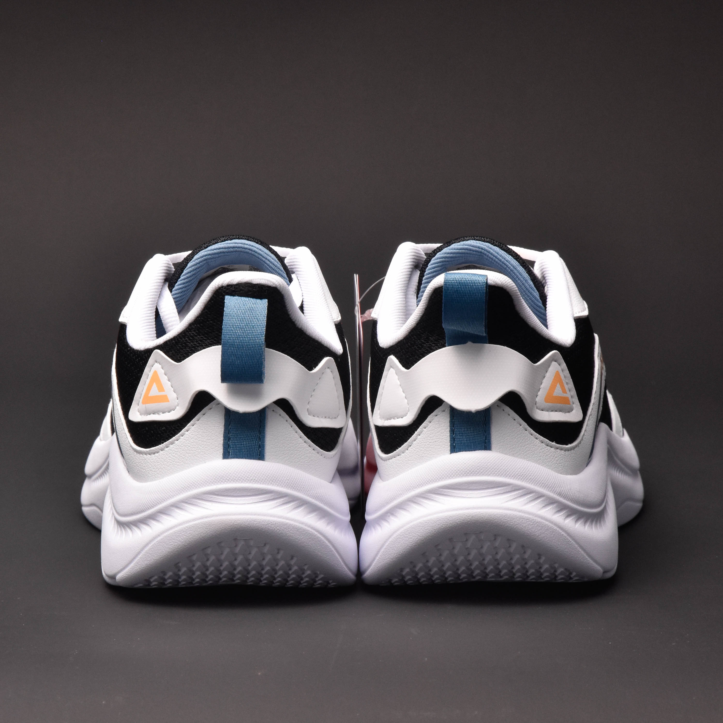 PEAK WALKING SHOES - E233657J WHITE/BLACK