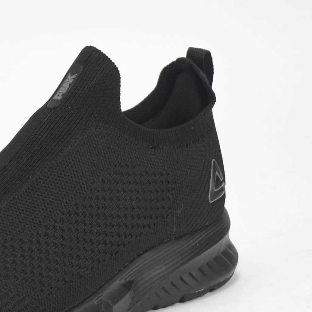 Peak X-Light III All Black - E39108H-Y291