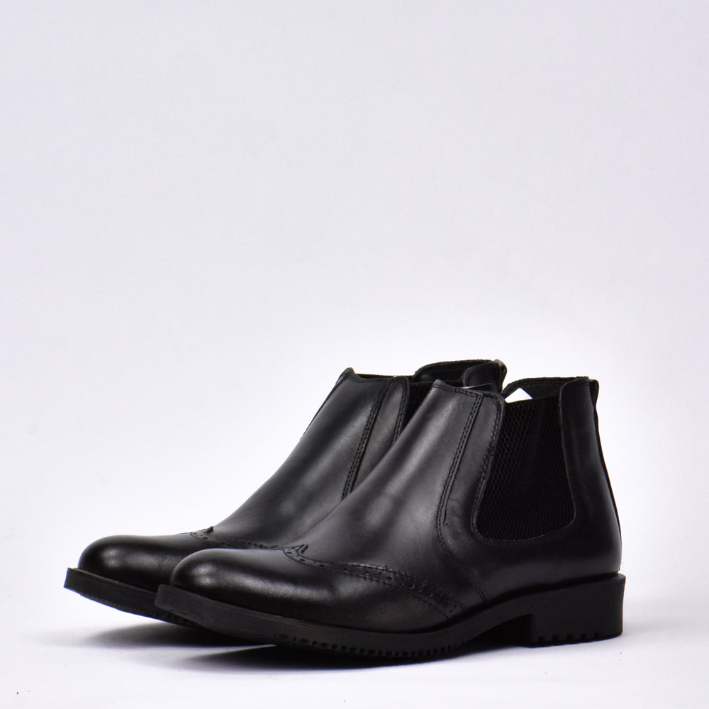 Sharp Stride - 455-56 BLACK