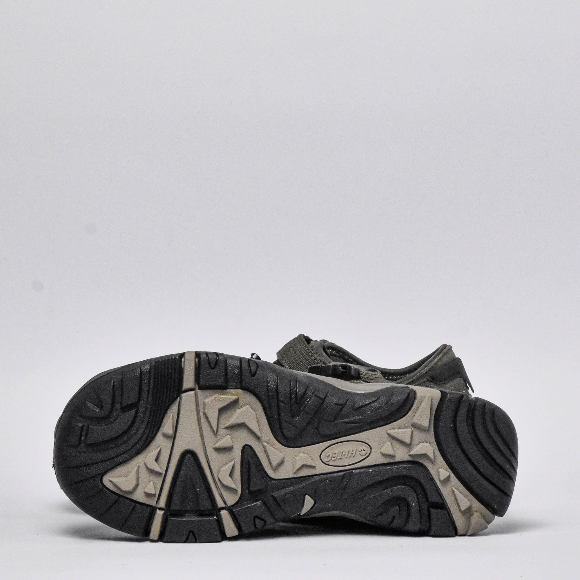 Shaol Bay Sea Turtle-Taupe - O014424