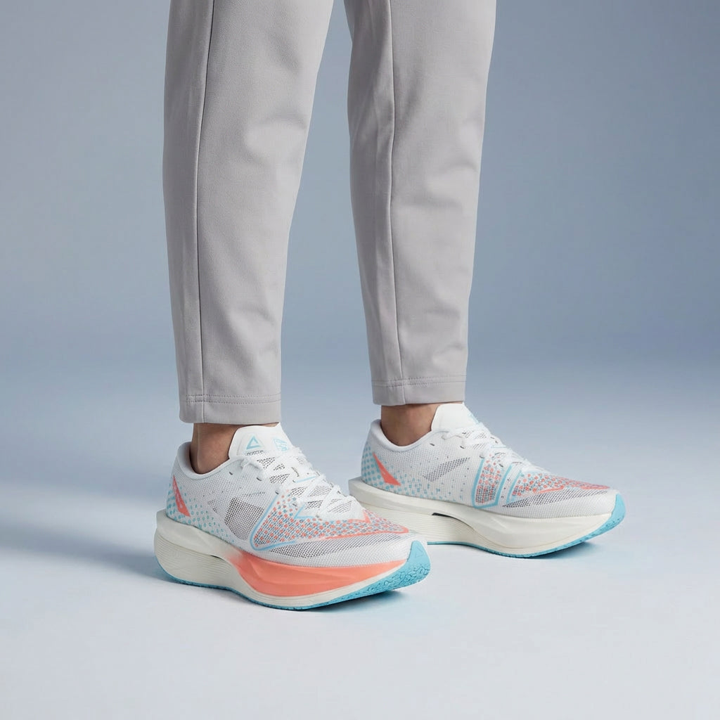 Peak Taichi Up30 4.0 White Orange Blue - ET52667H-X036