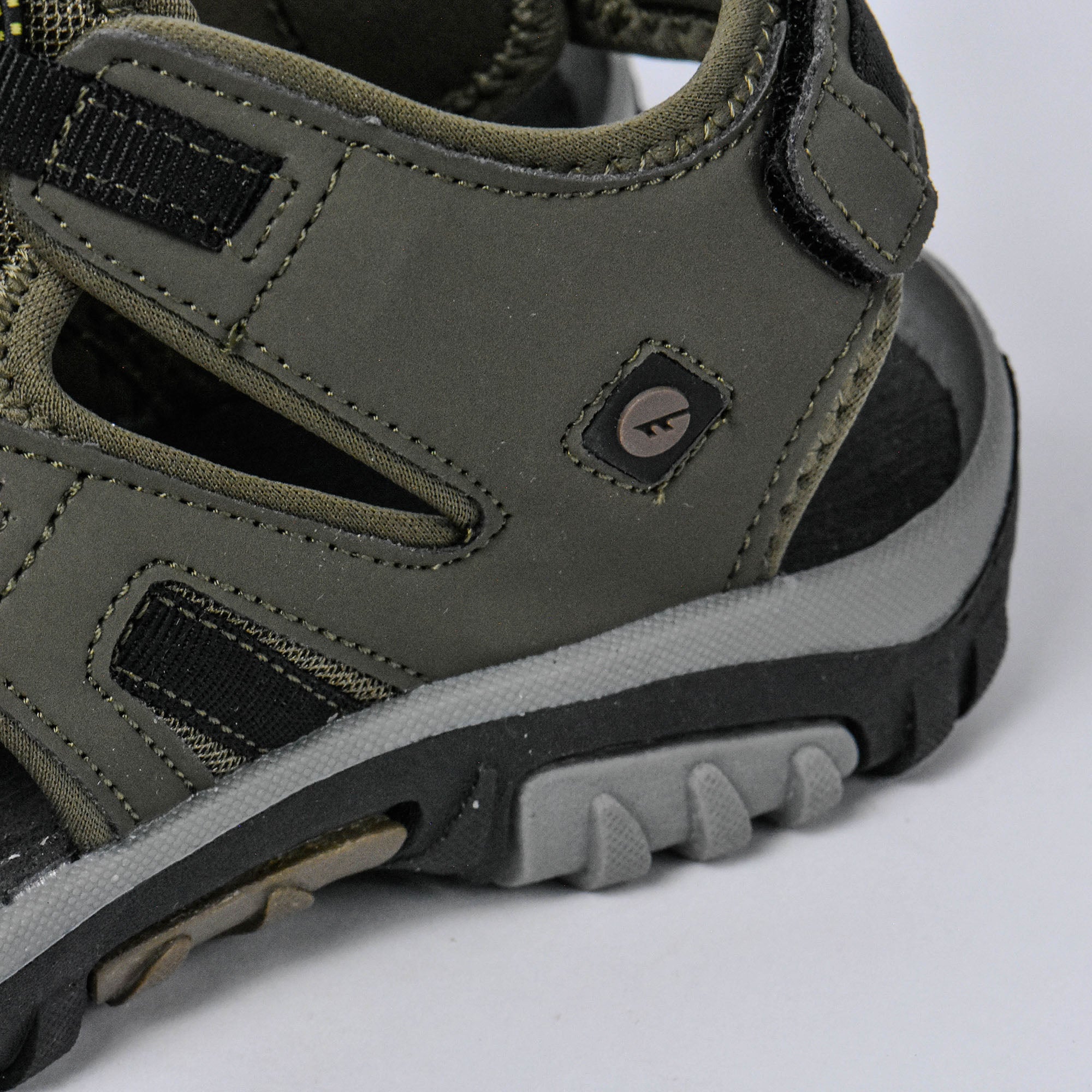 Cove Sport Military Olive-Black - O014426