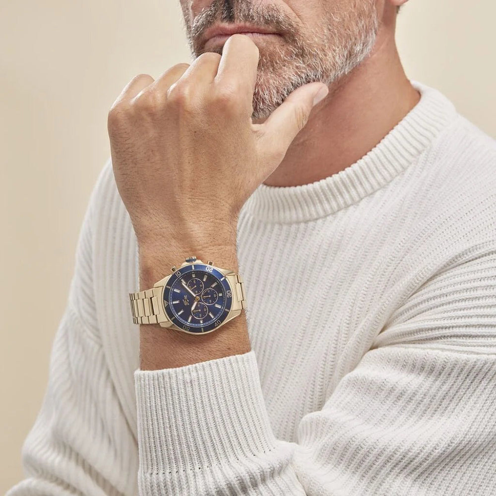MONTRE lacoste Tiebreaker Chrono Watch - Blue With Gold Plated Bracelet - 2011151