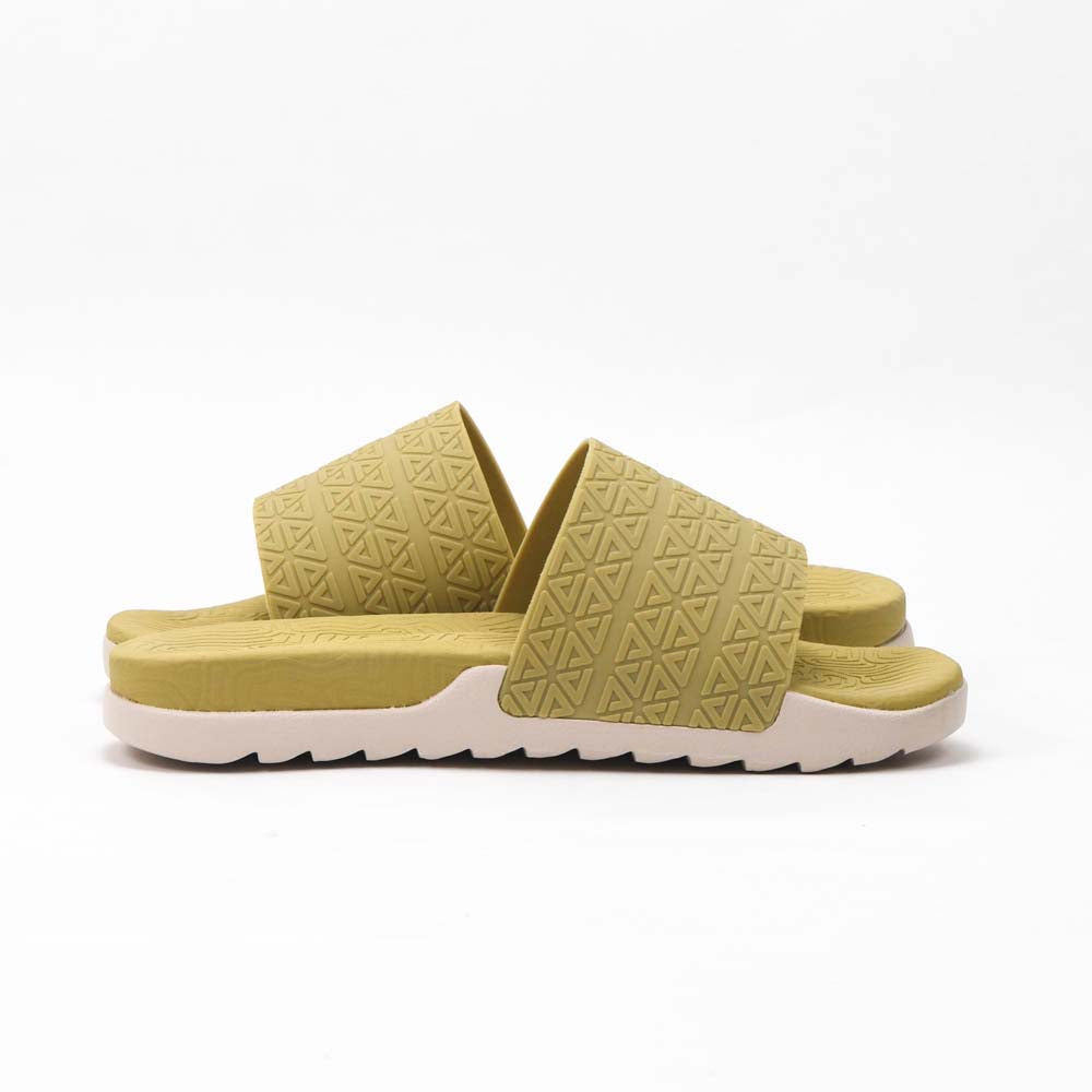 Peak Taichi Slippers Beige Black - E02767L-E170