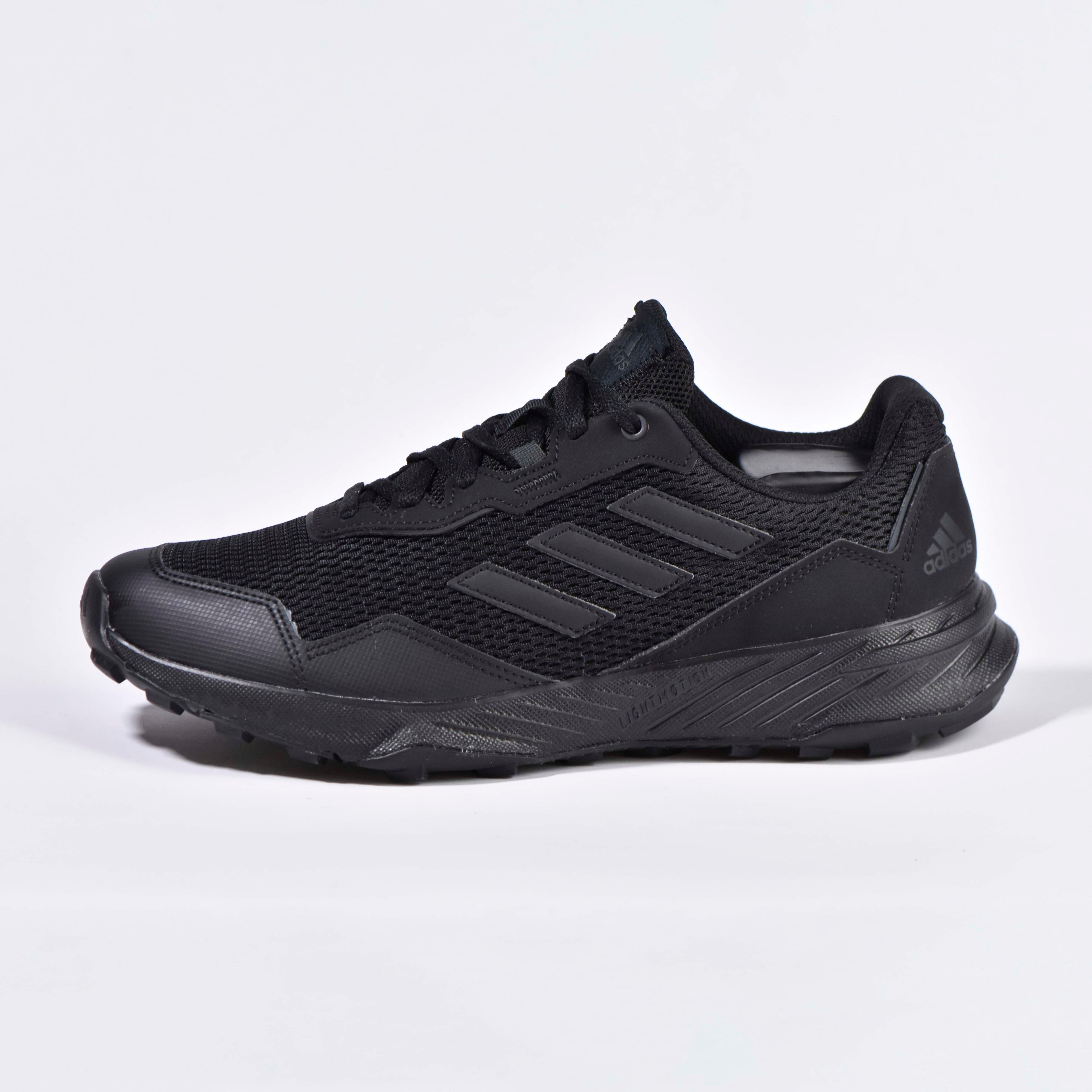 ADIDAS TRACE FINDER Q47235 - 1943