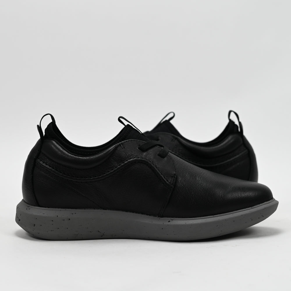 HUSH PUPPIES FOOTWEAR - HPM10650
