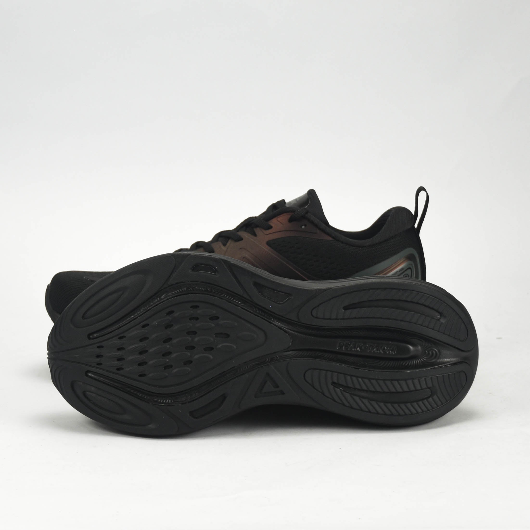 Peak Turbo 2.0 All Black - ET59037H-Y291