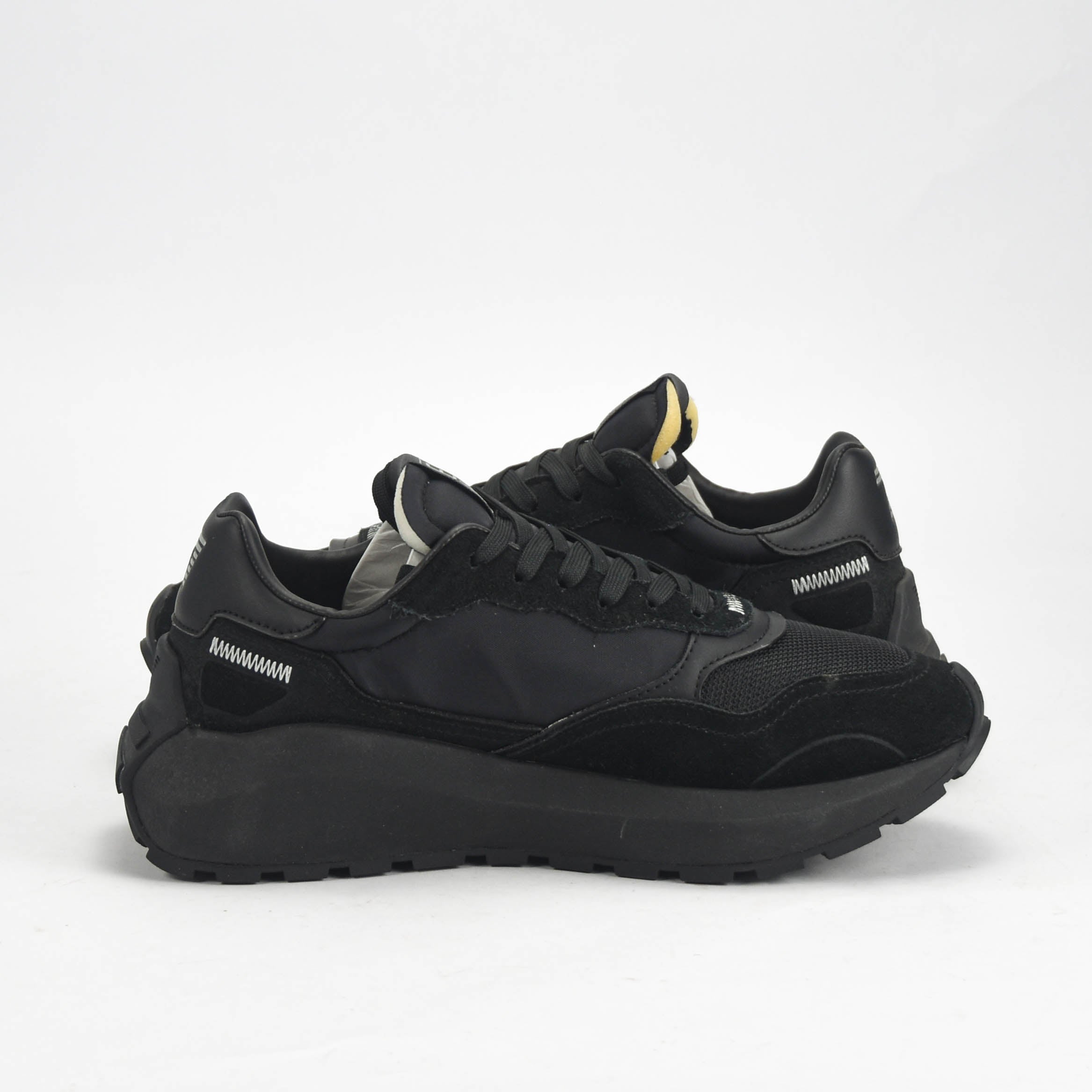 EMPORIO ARMANI SHOES - X8X186-XK401-D190