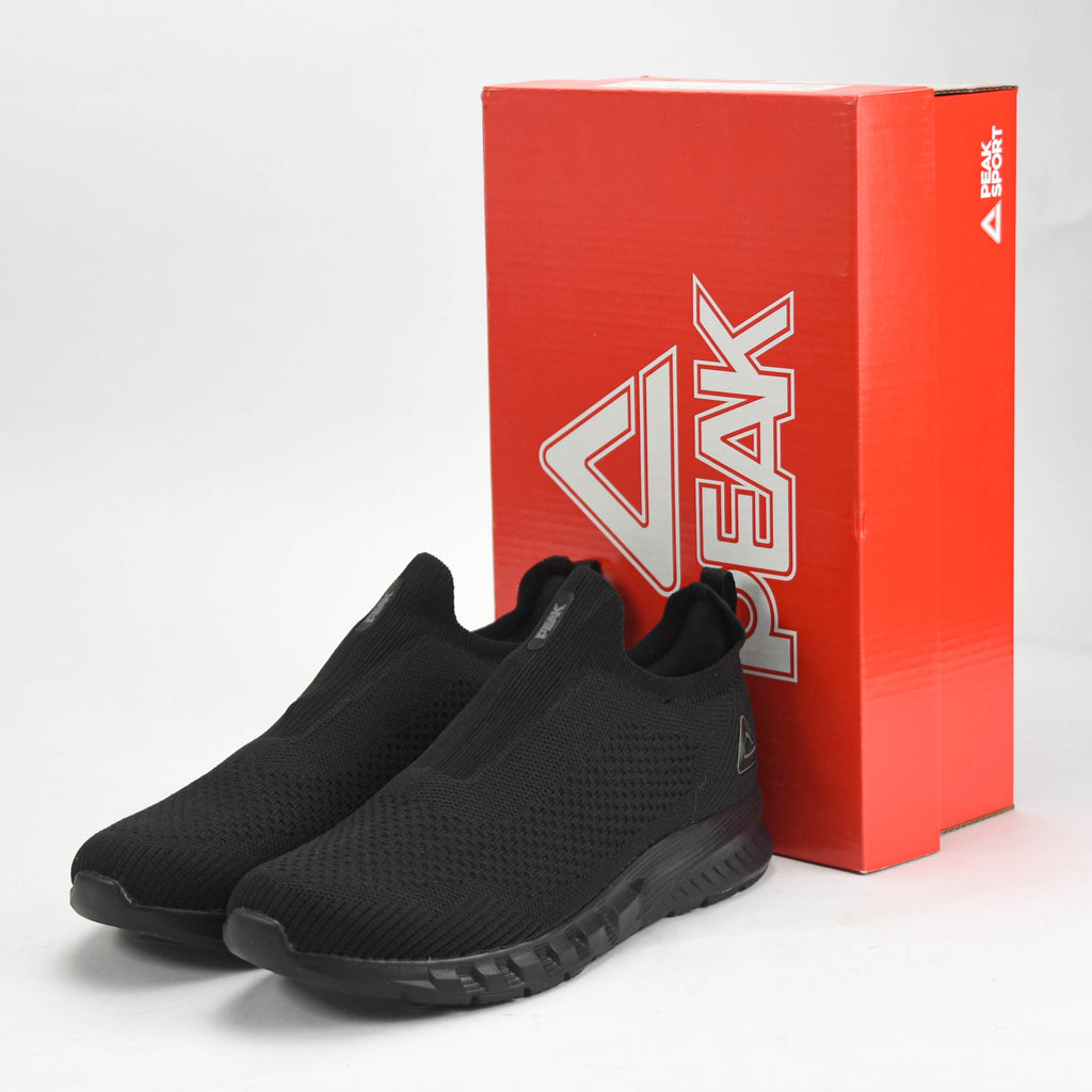 Peak X-Light III All Black - E39108H-Y291