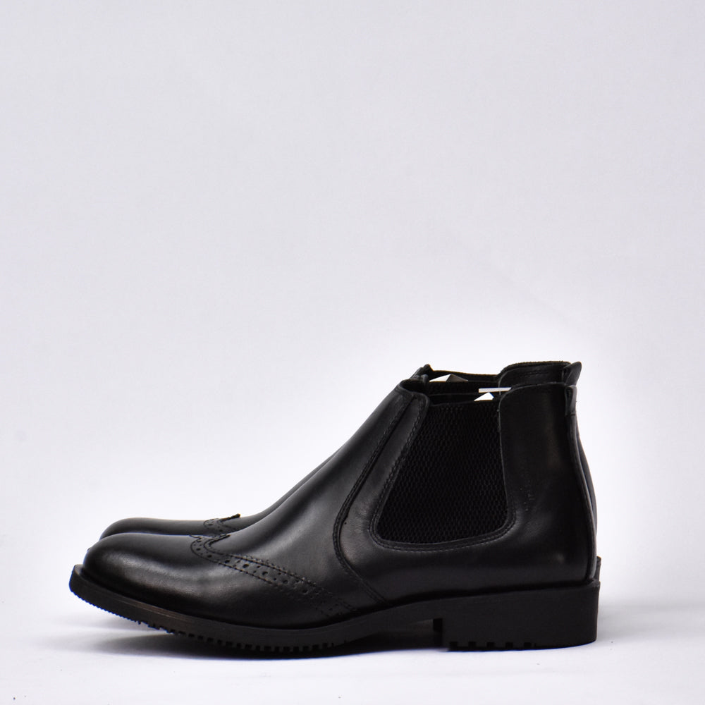 Sharp Stride - 455-56 BLACK