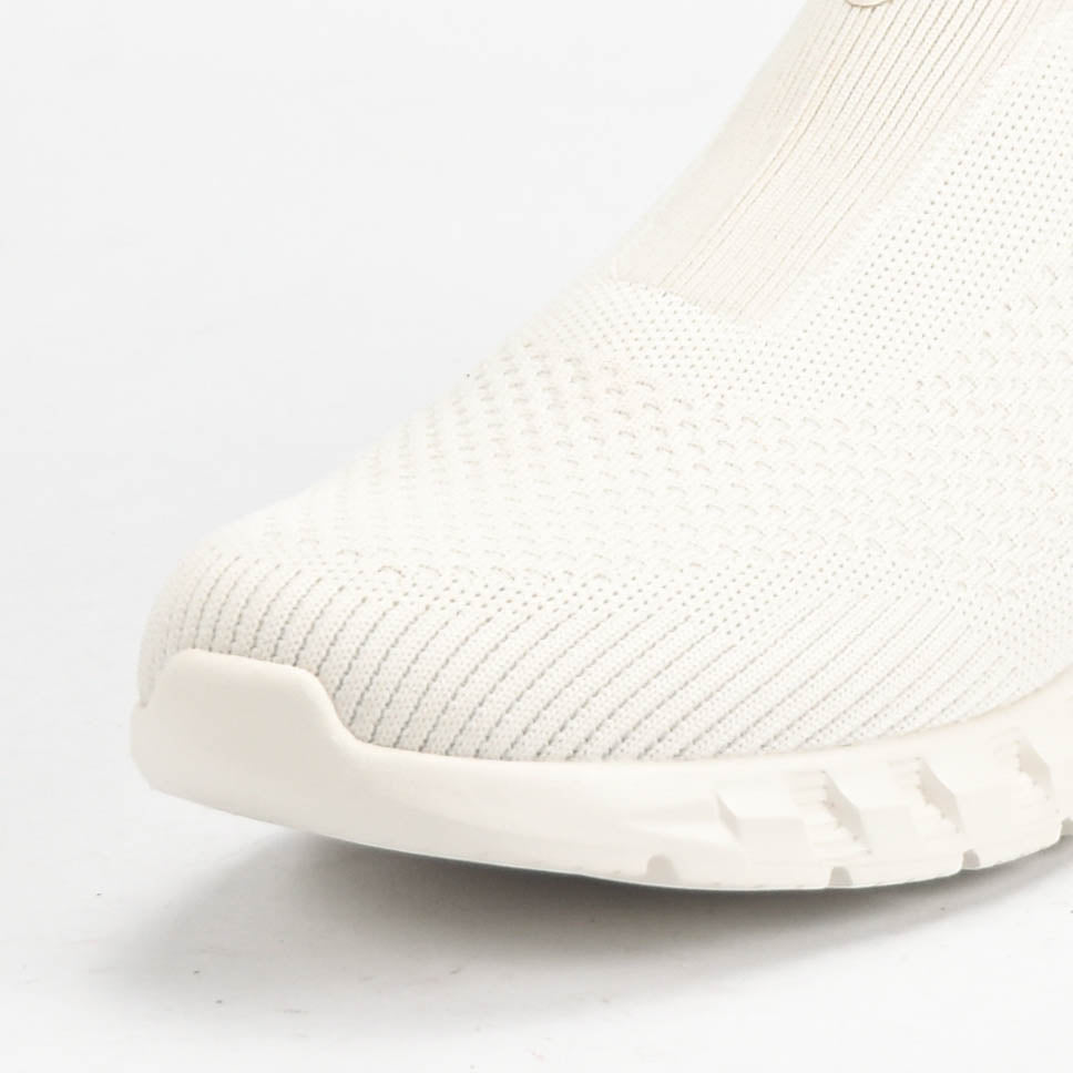 Peak X-Light III Off White - E39107H-E384