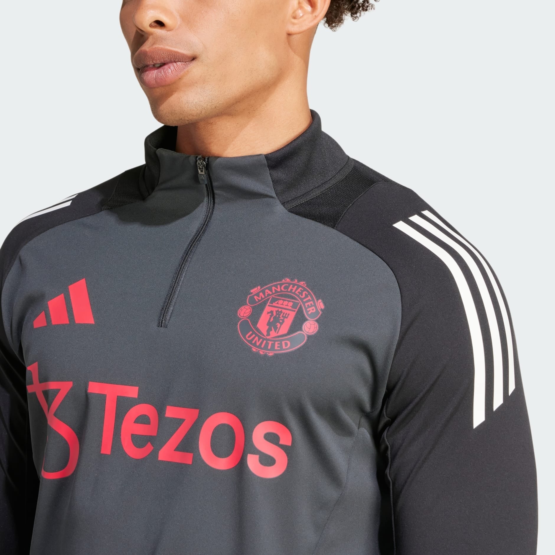 Haut d'entraînement Adidas Manchester United FC - IS8082