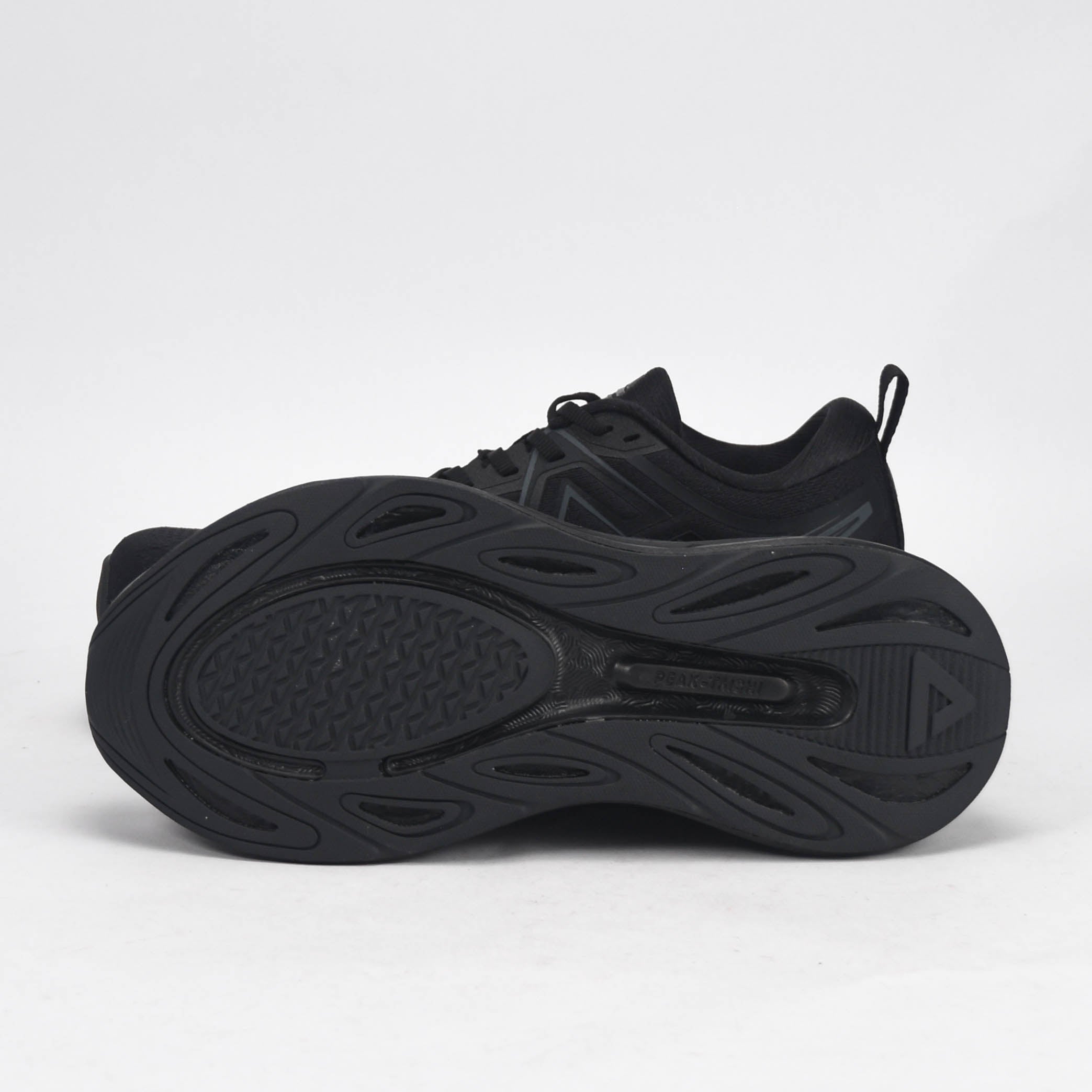 Peak Turbo All Black - ET49327H-Y291