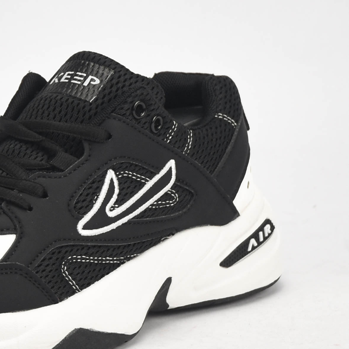 KEEP SHOES - B529-BW