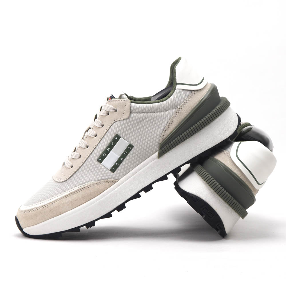 TOMMY HILFIGER BASKETS TOMMY JEANS TJW TECH RUNNER ESS HOMME KHAKI - ENOENO-LIGHT GREEN